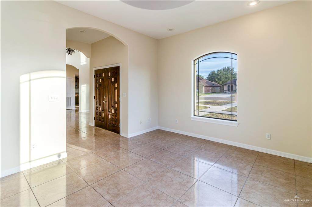 https://bt-photos.global.ssl.fastly.net/mcallen/orig_boomver_1_516034-2.jpg