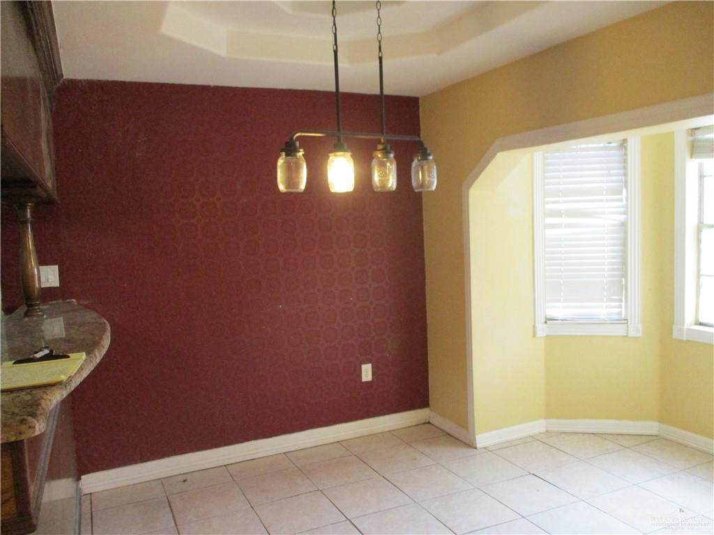 https://bt-photos.global.ssl.fastly.net/mcallen/orig_boomver_1_516099-2.jpg
