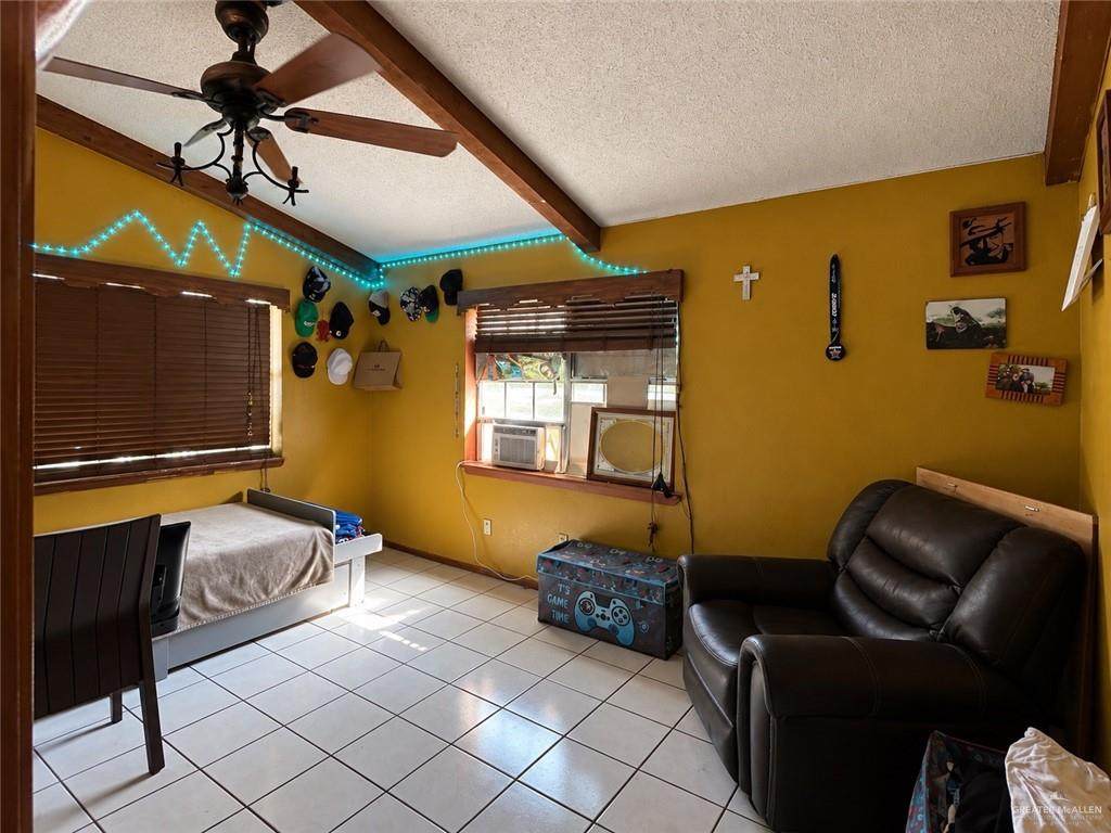 https://bt-photos.global.ssl.fastly.net/mcallen/orig_boomver_1_516157-2.jpg