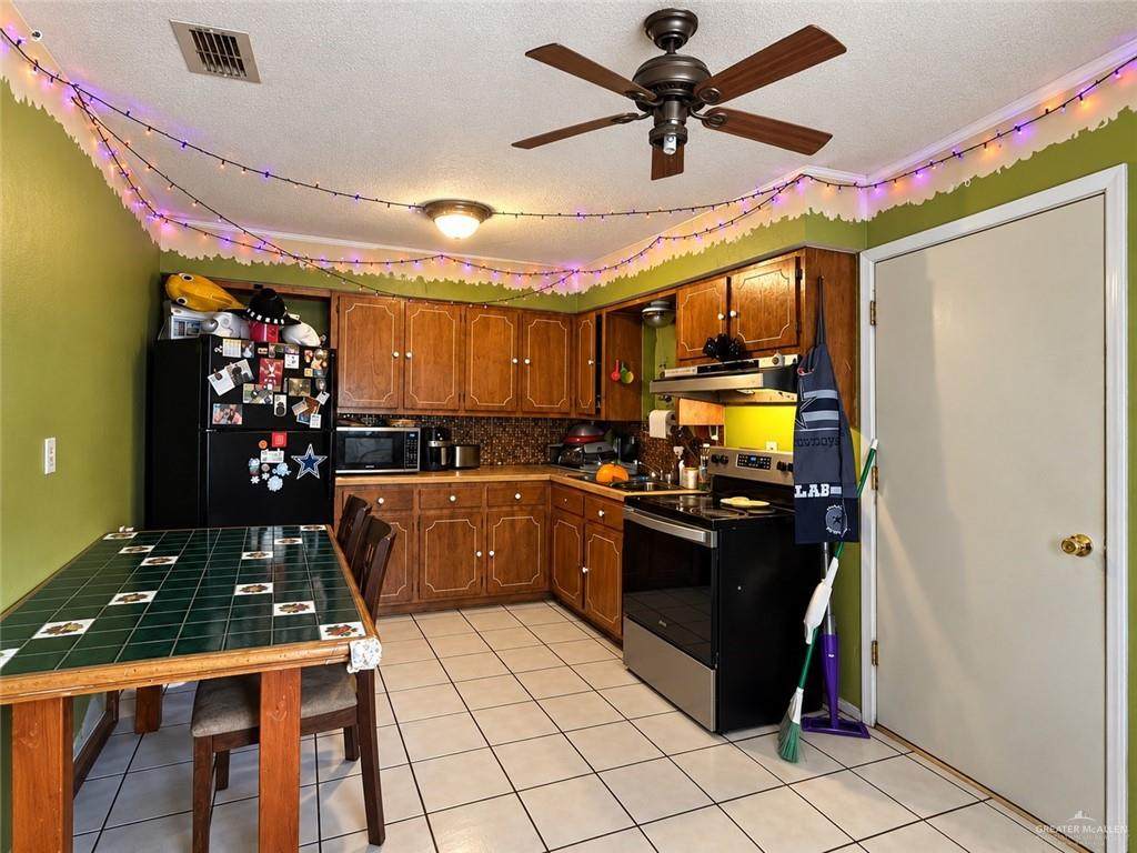 https://bt-photos.global.ssl.fastly.net/mcallen/orig_boomver_1_516157-2.jpg