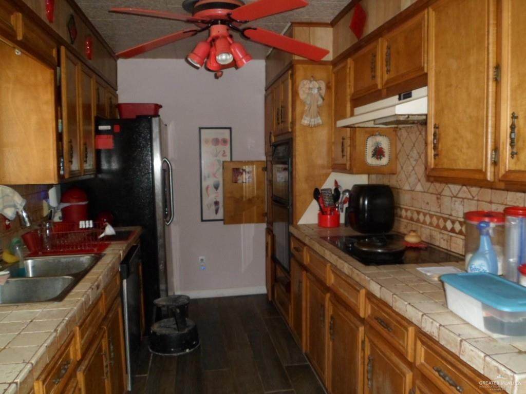 https://bt-photos.global.ssl.fastly.net/mcallen/orig_boomver_1_516176-2.jpg