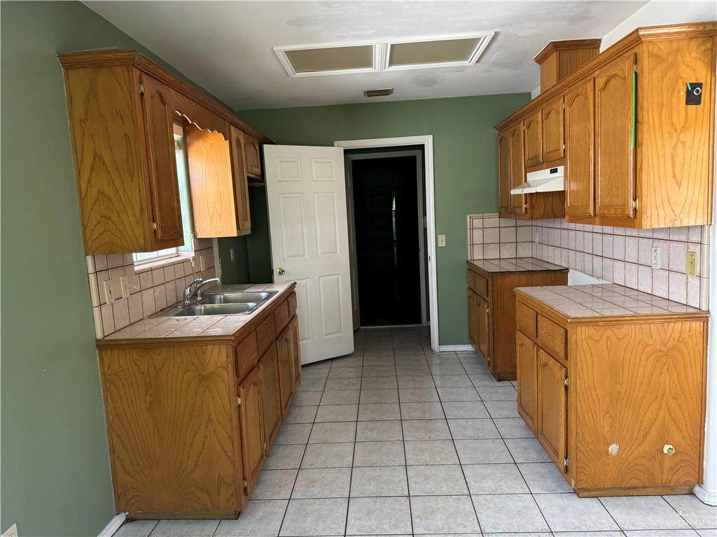 https://bt-photos.global.ssl.fastly.net/mcallen/orig_boomver_1_516195-2.jpg