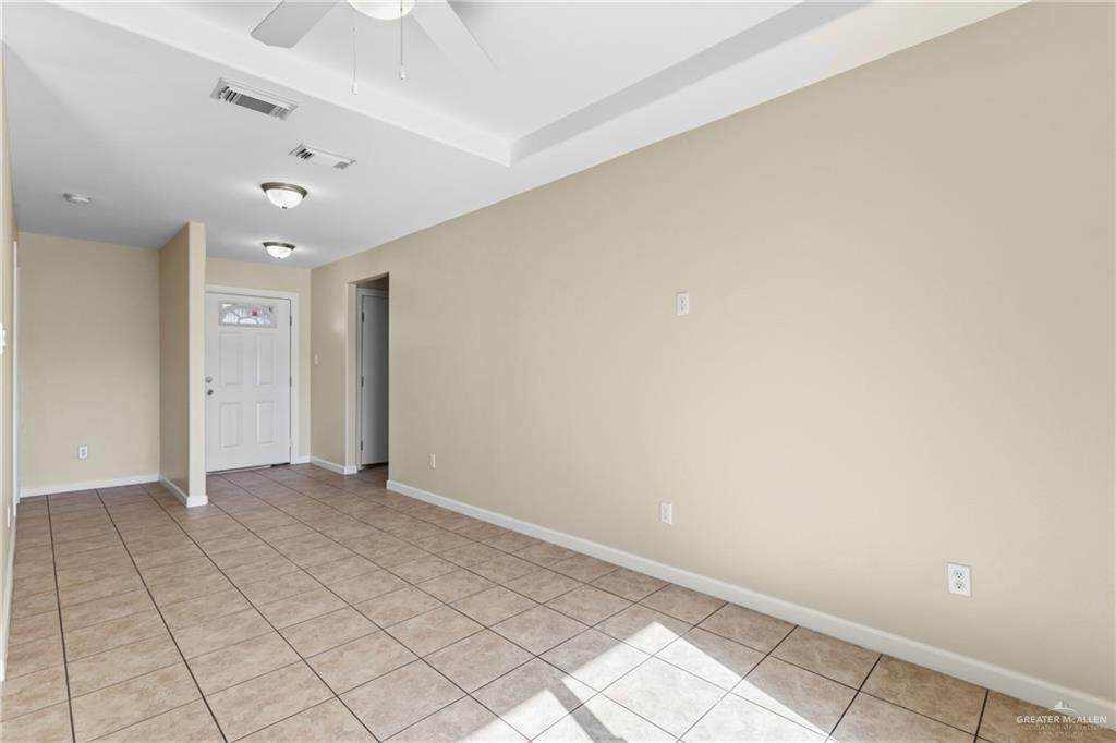 https://bt-photos.global.ssl.fastly.net/mcallen/orig_boomver_1_516230-2.jpg