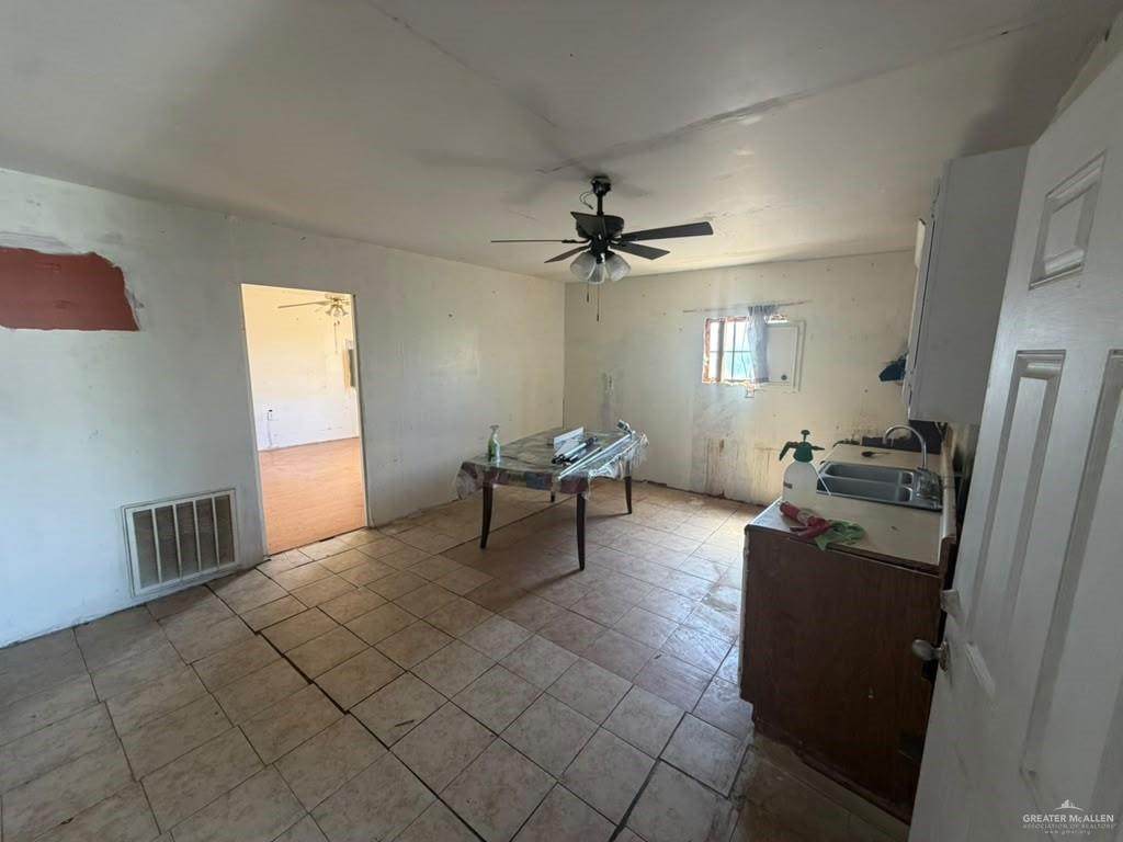 https://bt-photos.global.ssl.fastly.net/mcallen/orig_boomver_1_516396-2.jpg