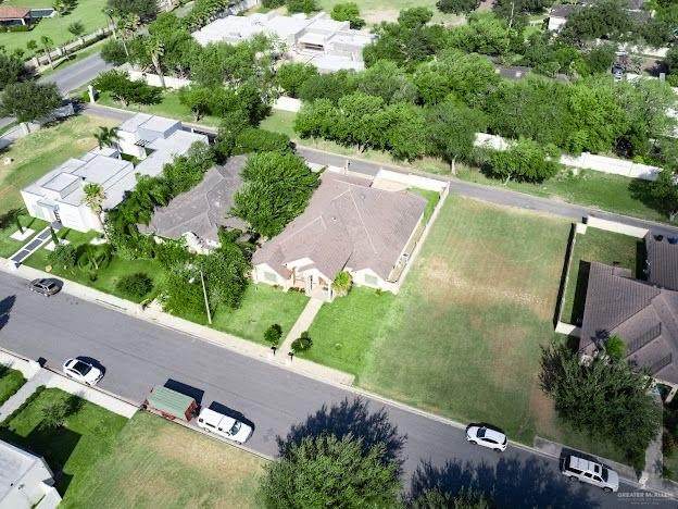 https://bt-photos.global.ssl.fastly.net/mcallen/orig_boomver_1_516435-2.jpg