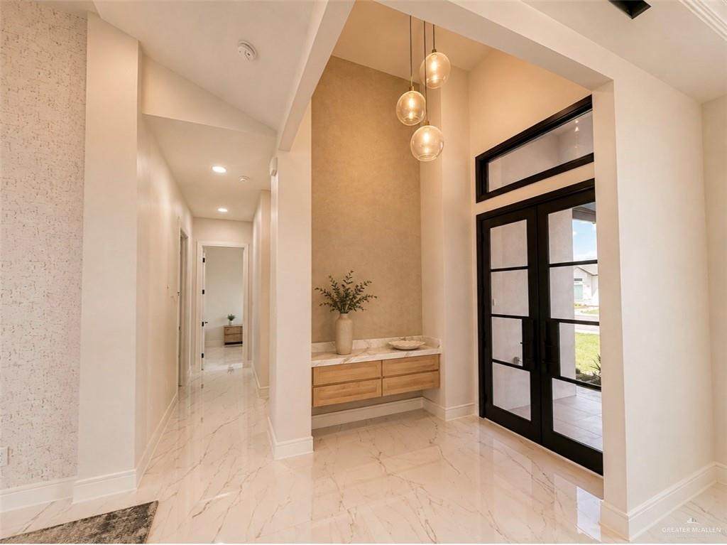 https://bt-photos.global.ssl.fastly.net/mcallen/orig_boomver_1_516442-2.jpg