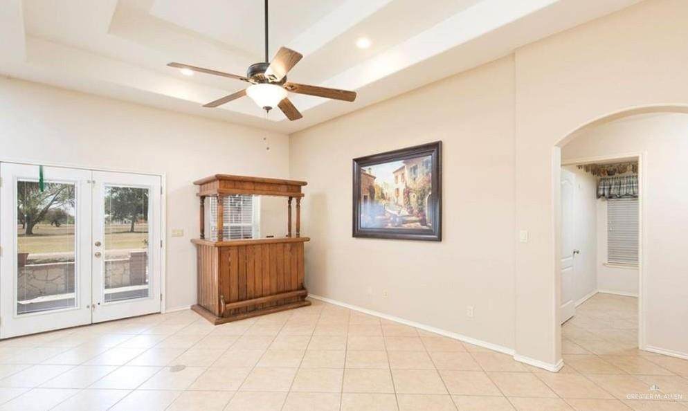 https://bt-photos.global.ssl.fastly.net/mcallen/orig_boomver_1_516452-2.jpg