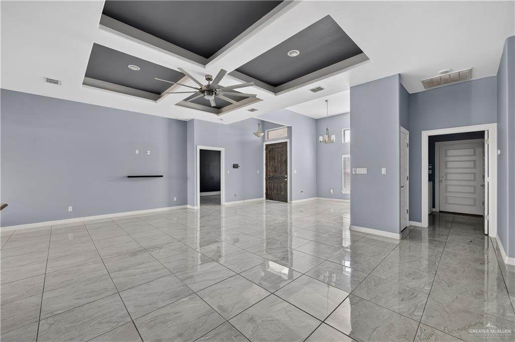 https://bt-photos.global.ssl.fastly.net/mcallen/orig_boomver_1_516503-2.jpg