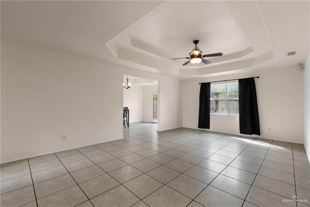 https://bt-photos.global.ssl.fastly.net/mcallen/orig_boomver_1_516507-2.jpg