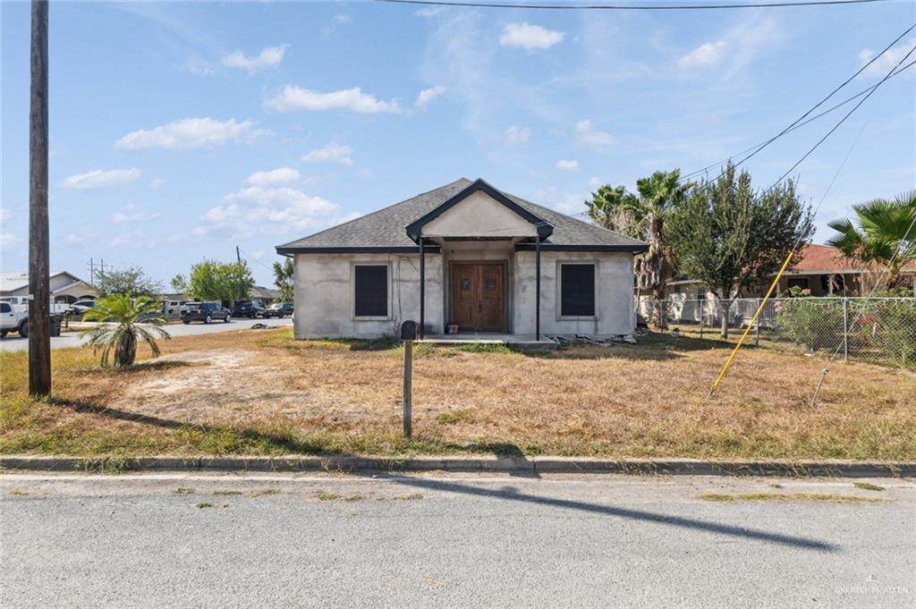 1208 Encino - Photo 1