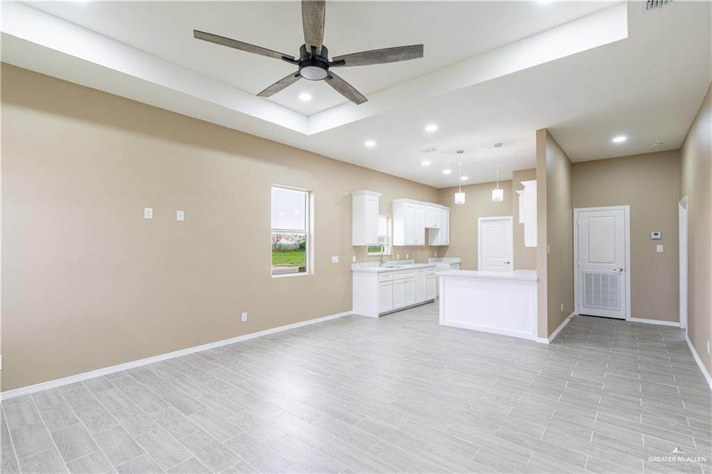 https://bt-photos.global.ssl.fastly.net/mcallen/orig_boomver_1_516706-2.jpg