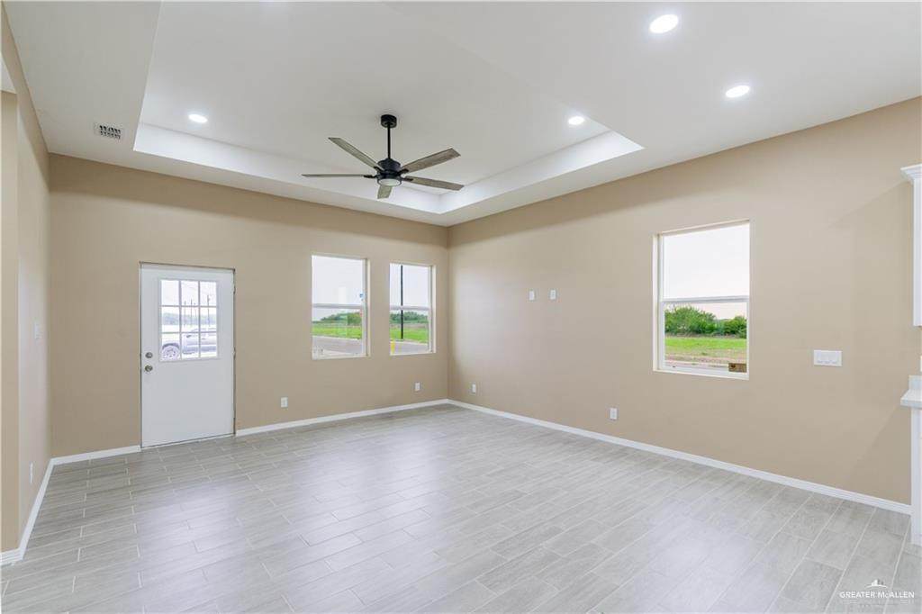 https://bt-photos.global.ssl.fastly.net/mcallen/orig_boomver_1_516706-2.jpg