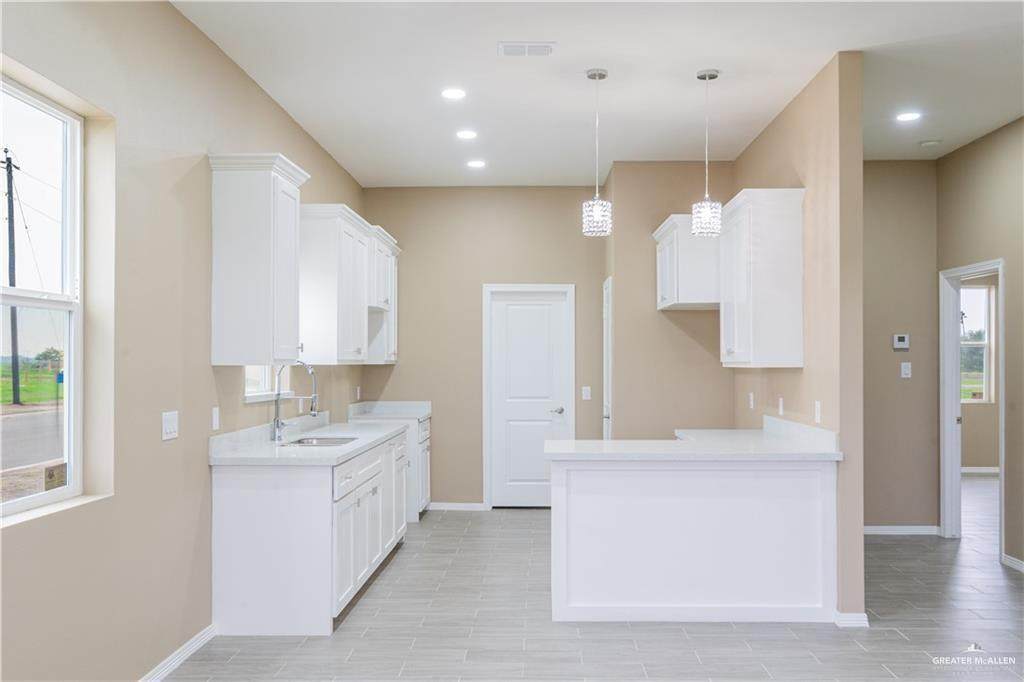 https://bt-photos.global.ssl.fastly.net/mcallen/orig_boomver_1_516706-2.jpg
