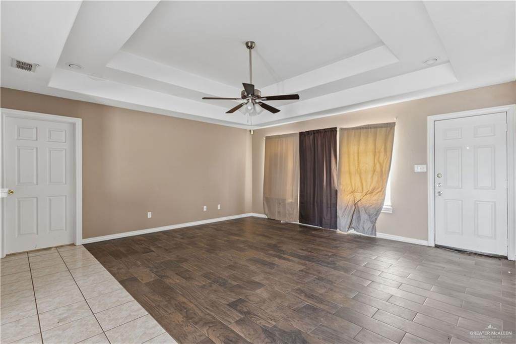 https://bt-photos.global.ssl.fastly.net/mcallen/orig_boomver_1_516733-2.jpg
