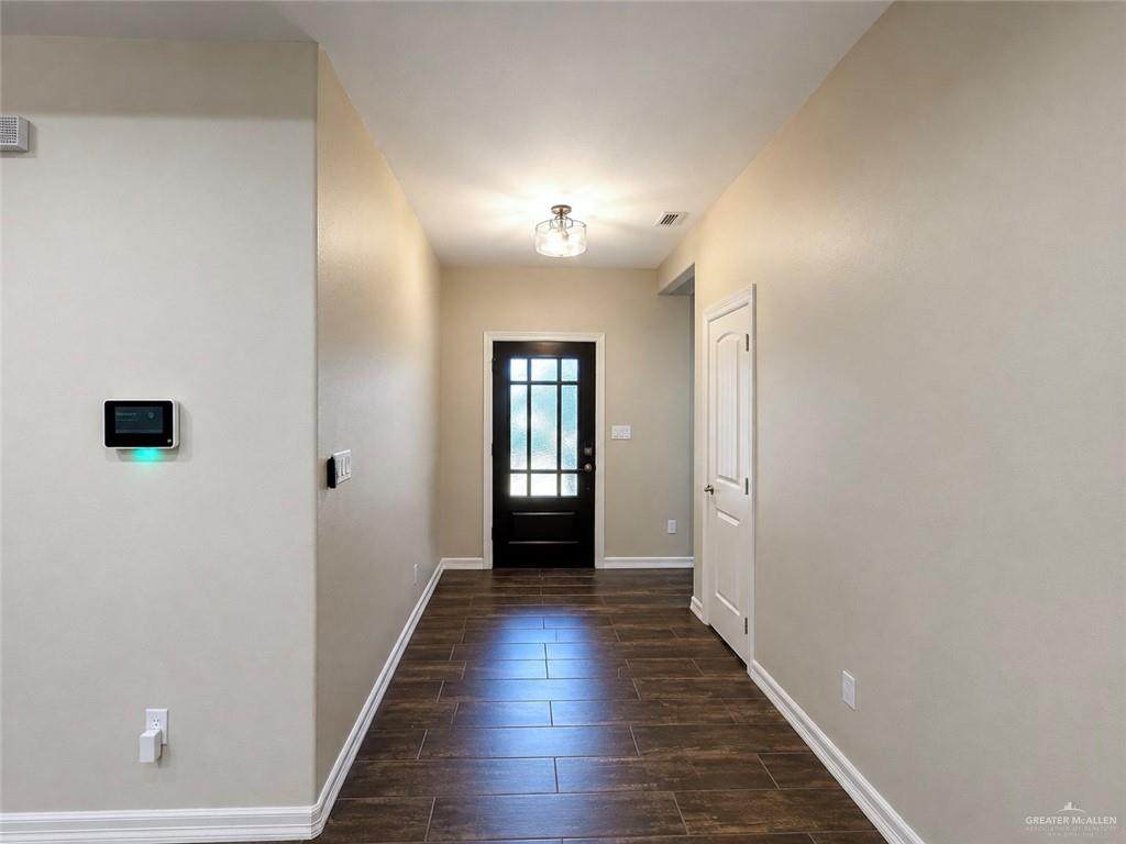 https://bt-photos.global.ssl.fastly.net/mcallen/orig_boomver_1_516770-2.jpg