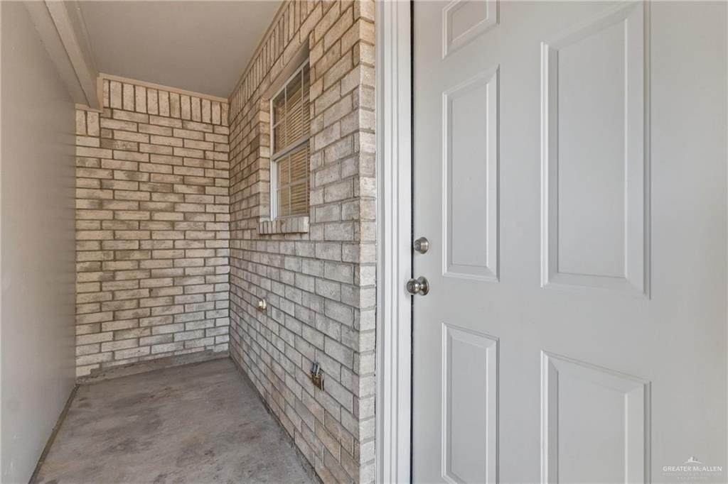 https://bt-photos.global.ssl.fastly.net/mcallen/orig_boomver_1_516784-2.jpg