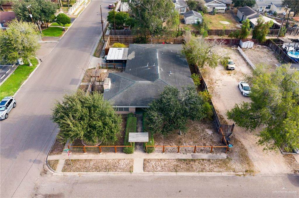 https://bt-photos.global.ssl.fastly.net/mcallen/orig_boomver_1_516796-2.jpg