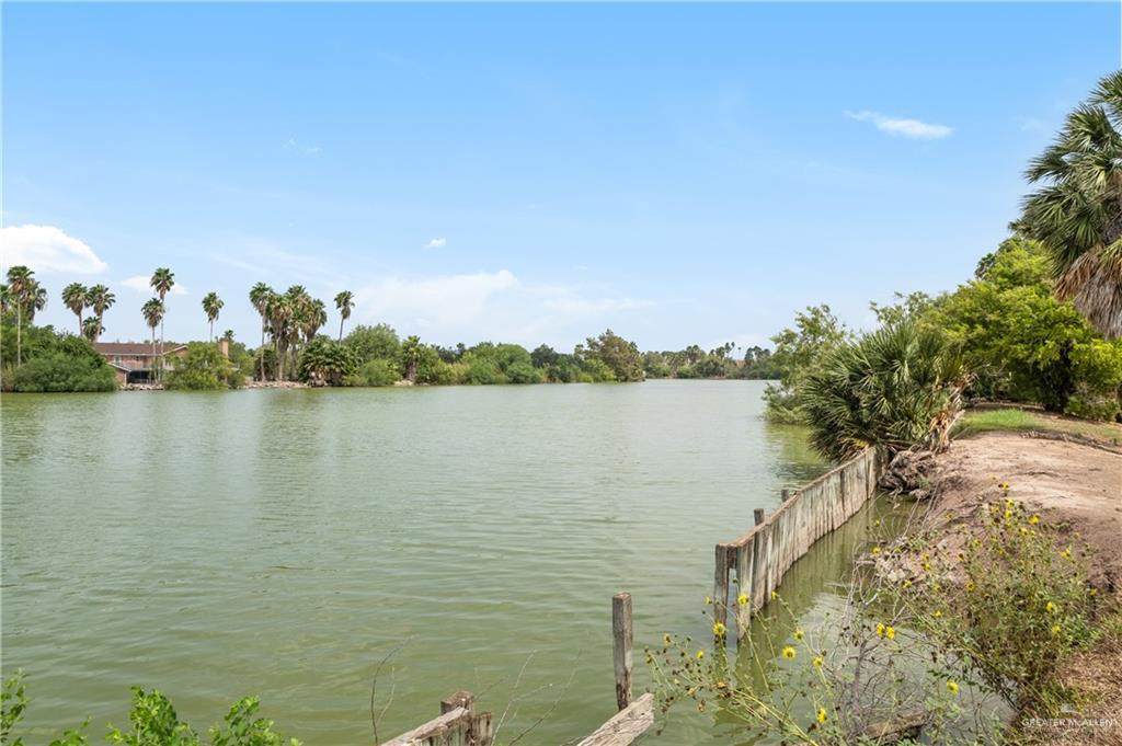 https://bt-photos.global.ssl.fastly.net/mcallen/orig_boomver_1_516889-2.jpg