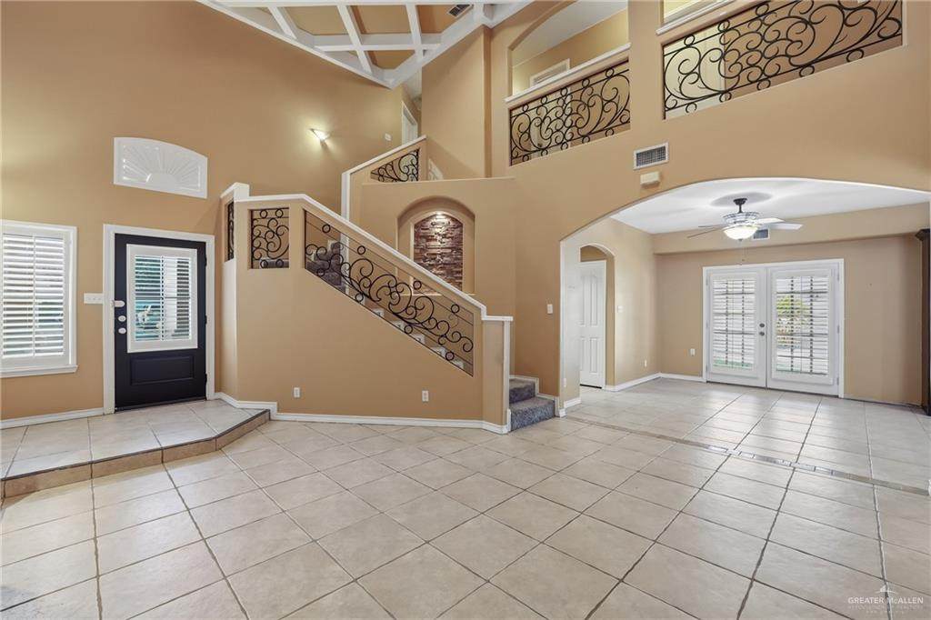 https://bt-photos.global.ssl.fastly.net/mcallen/orig_boomver_1_516890-2.jpg