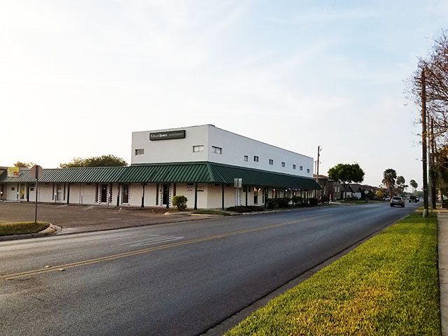 525 Nolana Avenue - Photo 1