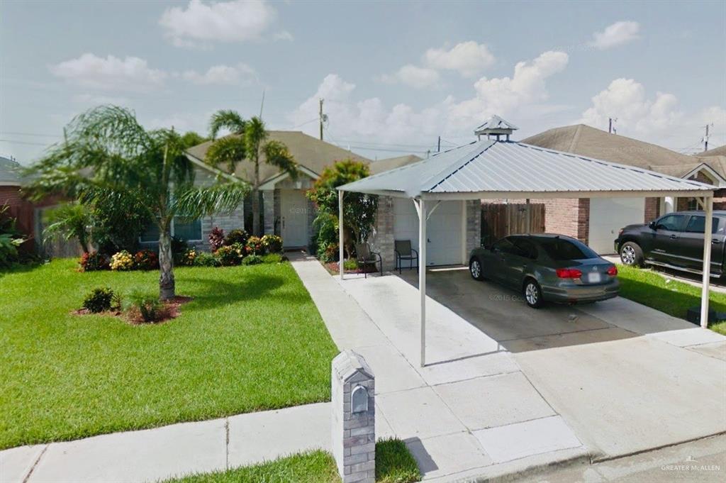 309 Universal Avenue - Photo 1