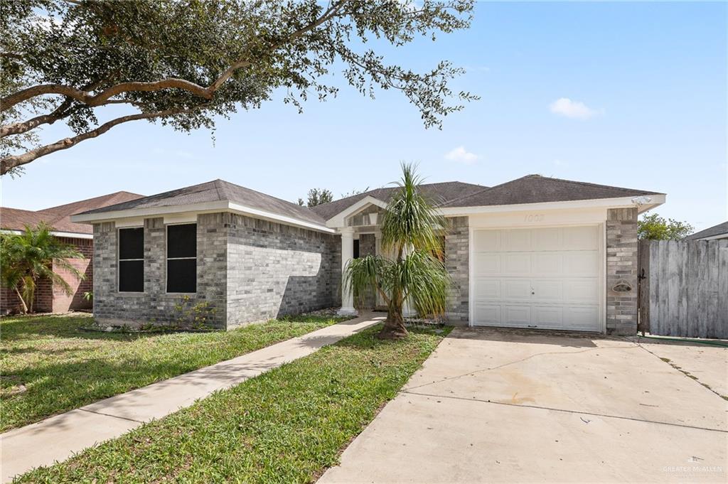 1002 San Pedro Street - Photo 1