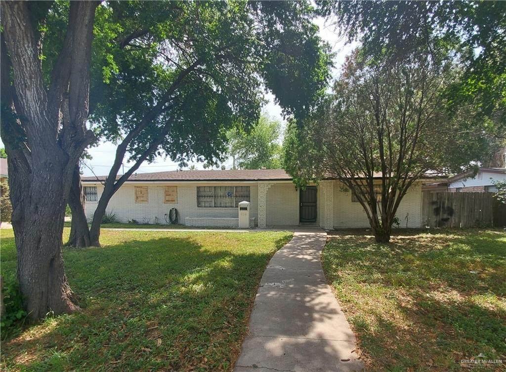 914 15th Street - Photo 1