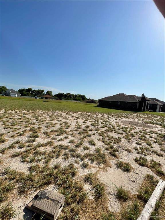 610 Moonbeam - Photo 1