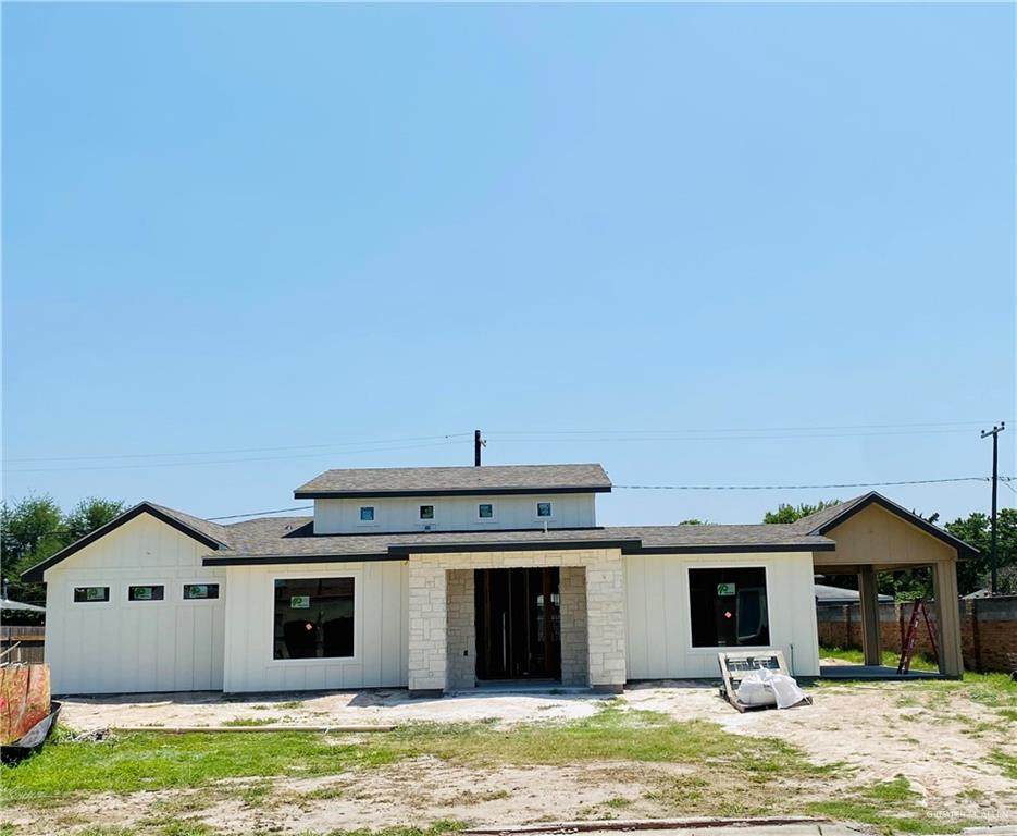 1101 Harvey - Photo 1