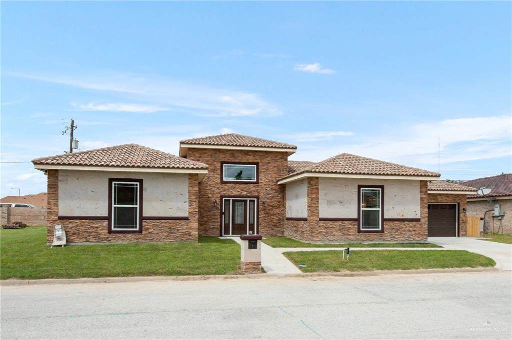 1127 Fairway - Photo 1