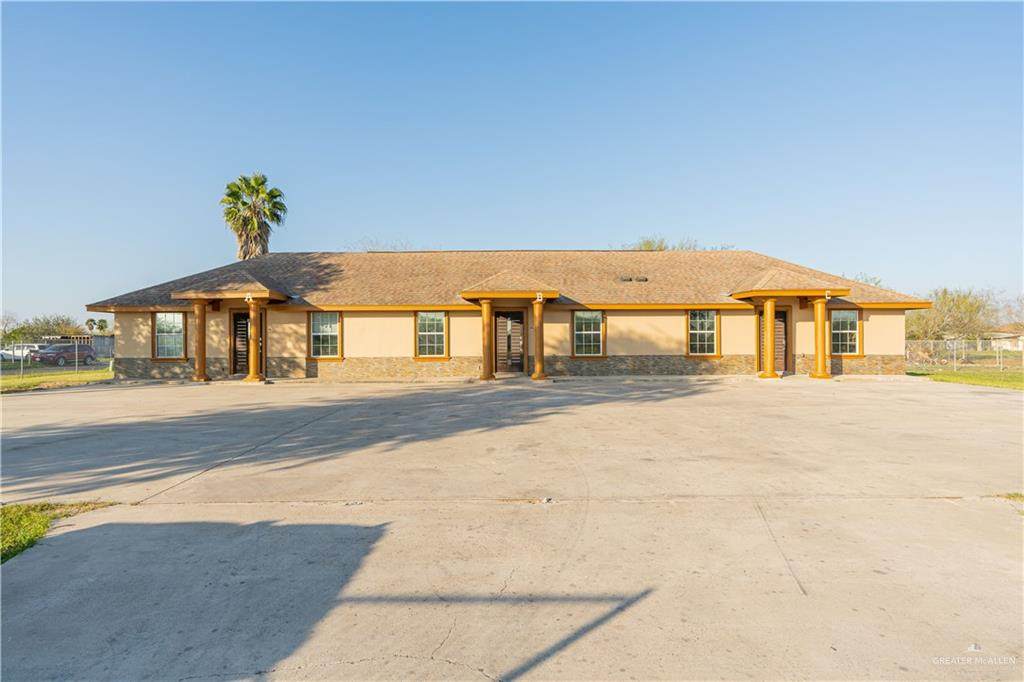 17002 Queen Palm - Photo 1