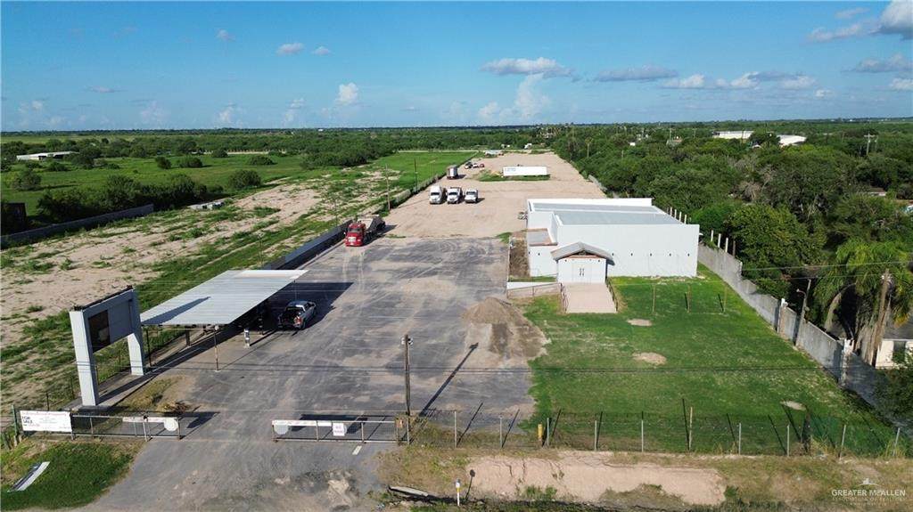 18608 Fm 493 - Photo 1