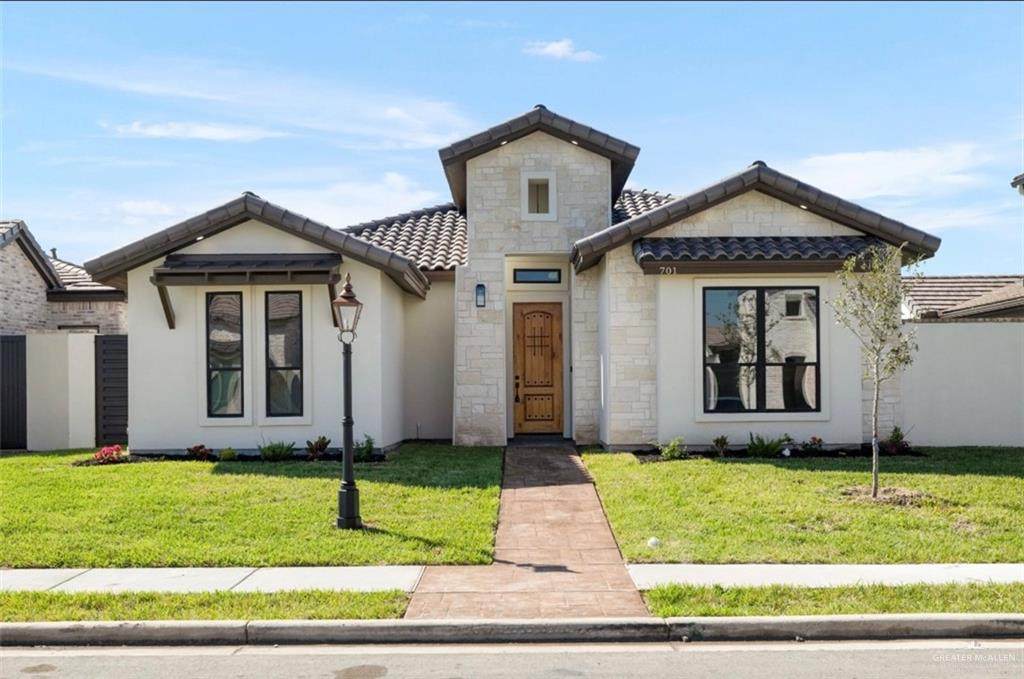 701 Grayson - Photo 1