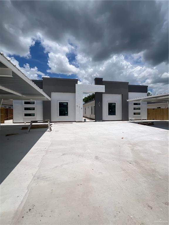 416 Acacia - Photo 1