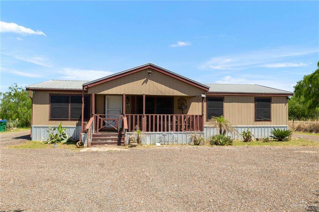 9816 Cesar Chavez - Photo 1