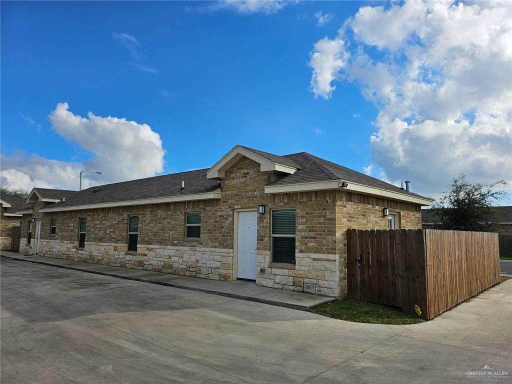 5600 Nightingale - Photo 1