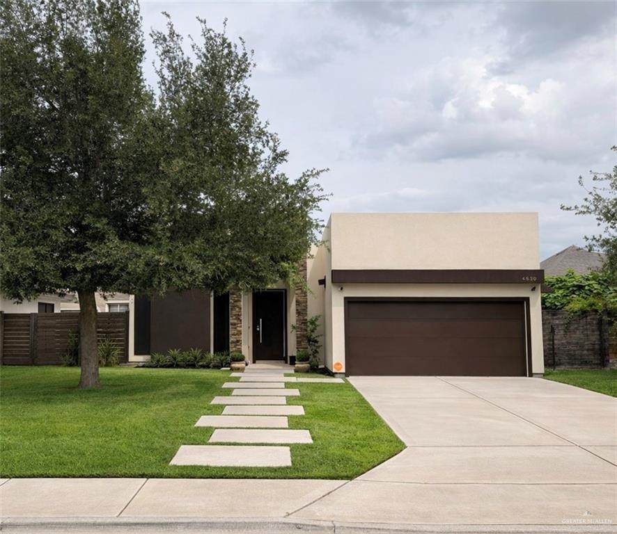 4830 47th - Photo 1