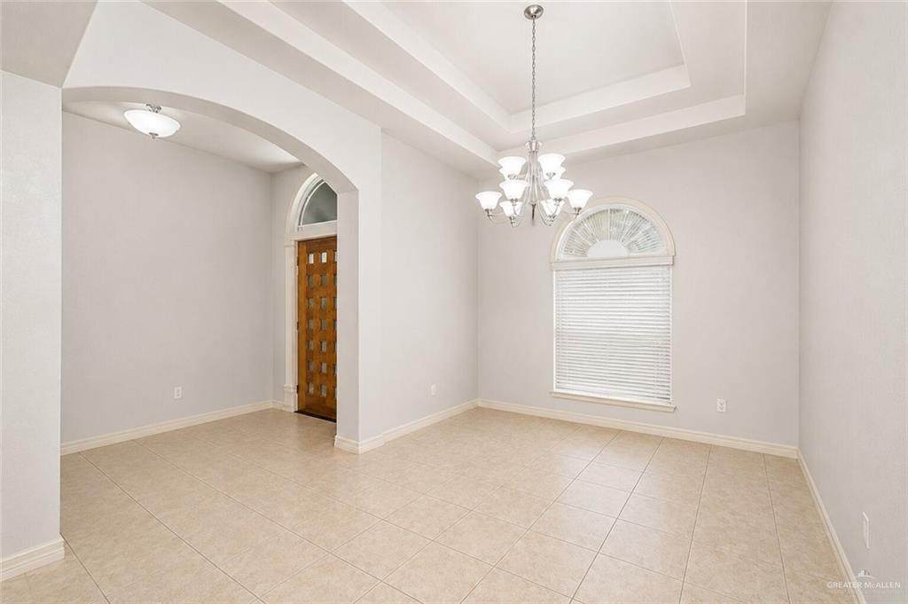 https://bt-photos.global.ssl.fastly.net/mcallen/orig_boomver_3_498437-2.jpg
