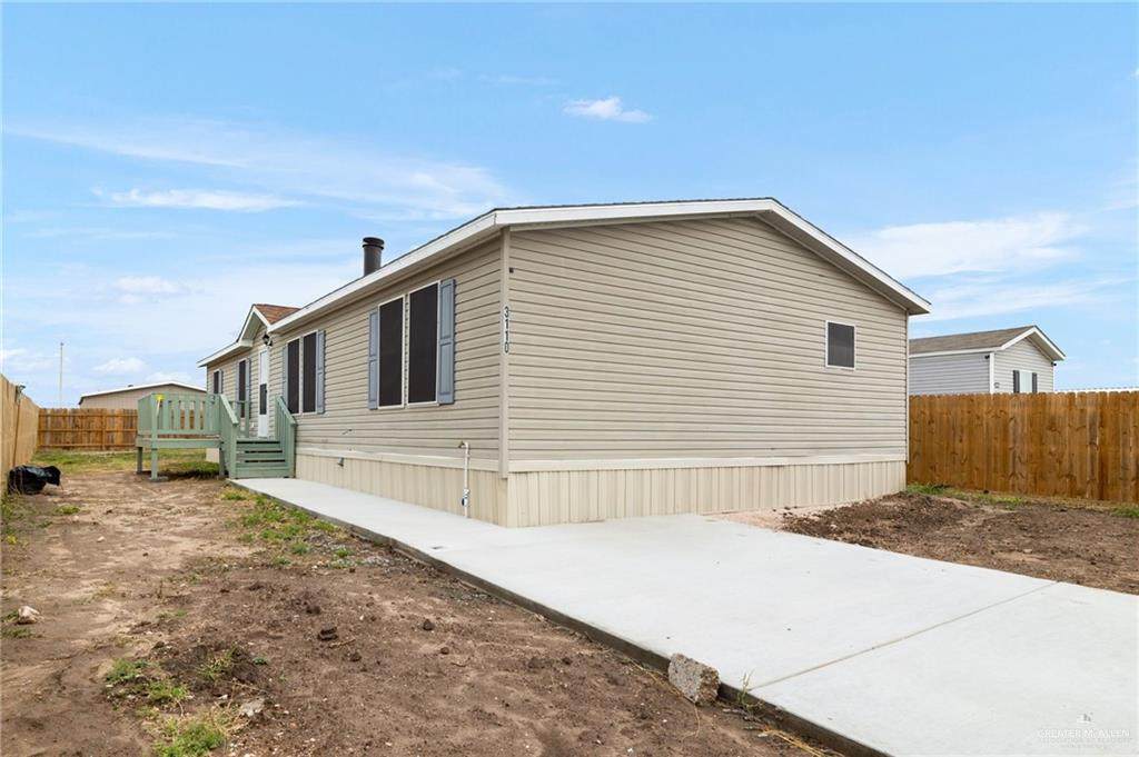 3110 Mimosa - Photo 1