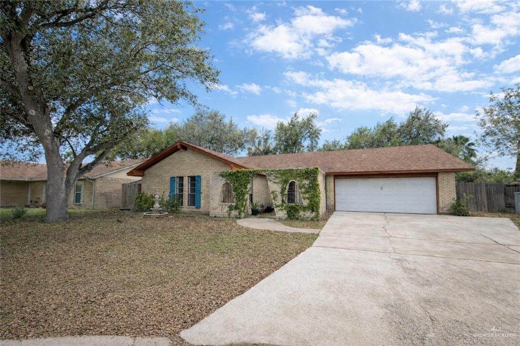 501 Larkspur - Photo 1