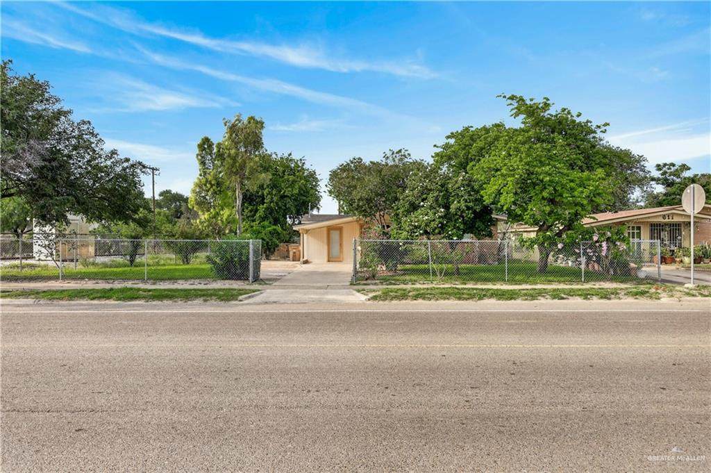 613 Sprague - Photo 1