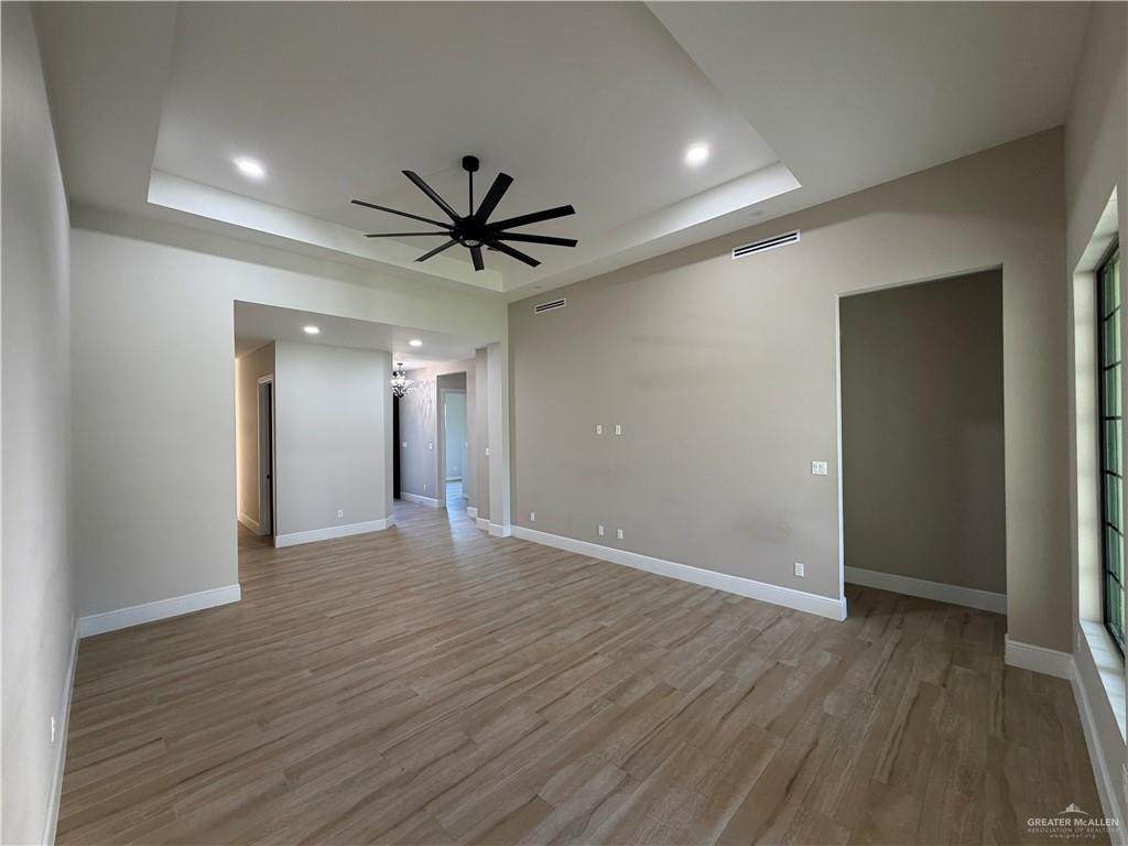 https://bt-photos.global.ssl.fastly.net/mcallen/orig_boomver_2_506047-2.jpg