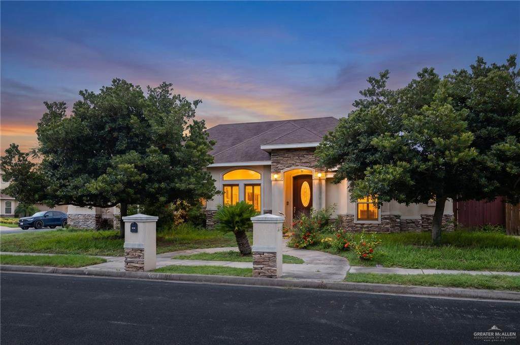 1204 Manzano - Photo 1