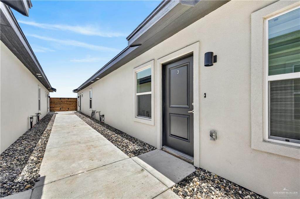 719 Coves - Photo 1
