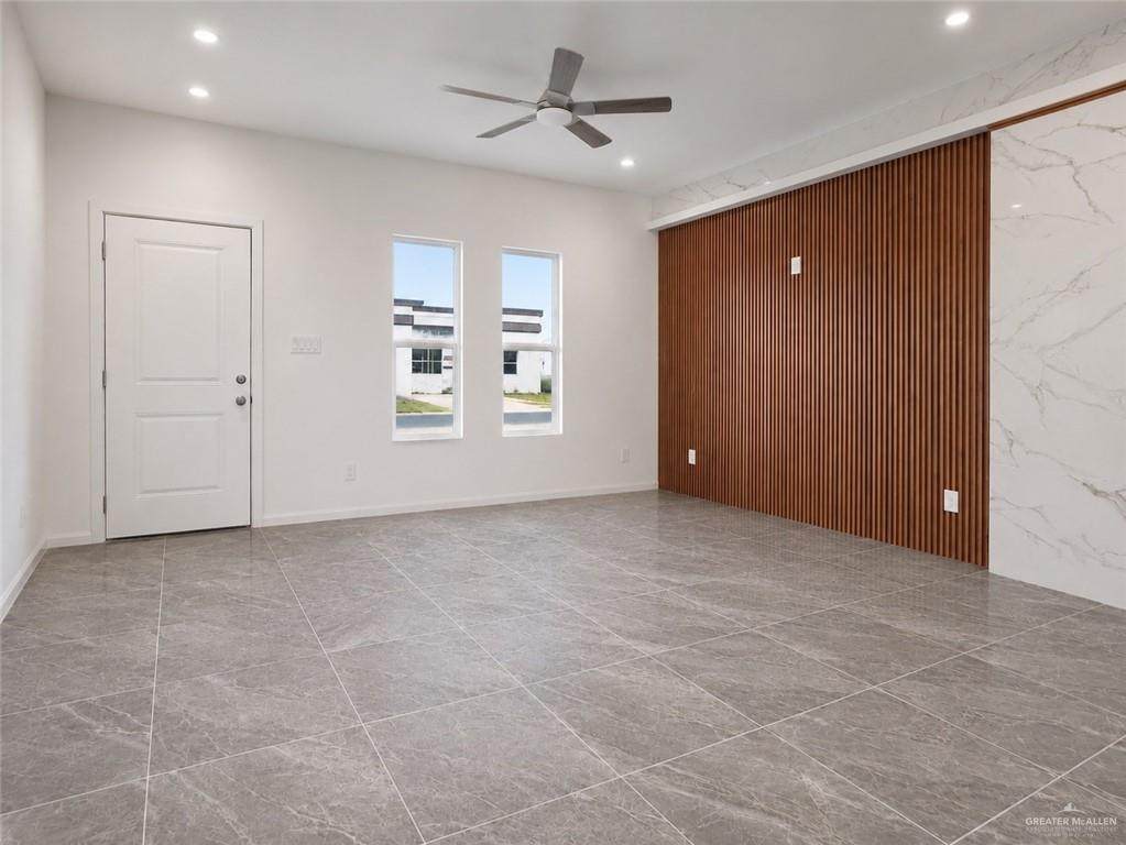 https://bt-photos.global.ssl.fastly.net/mcallen/orig_boomver_2_509061-2.jpg