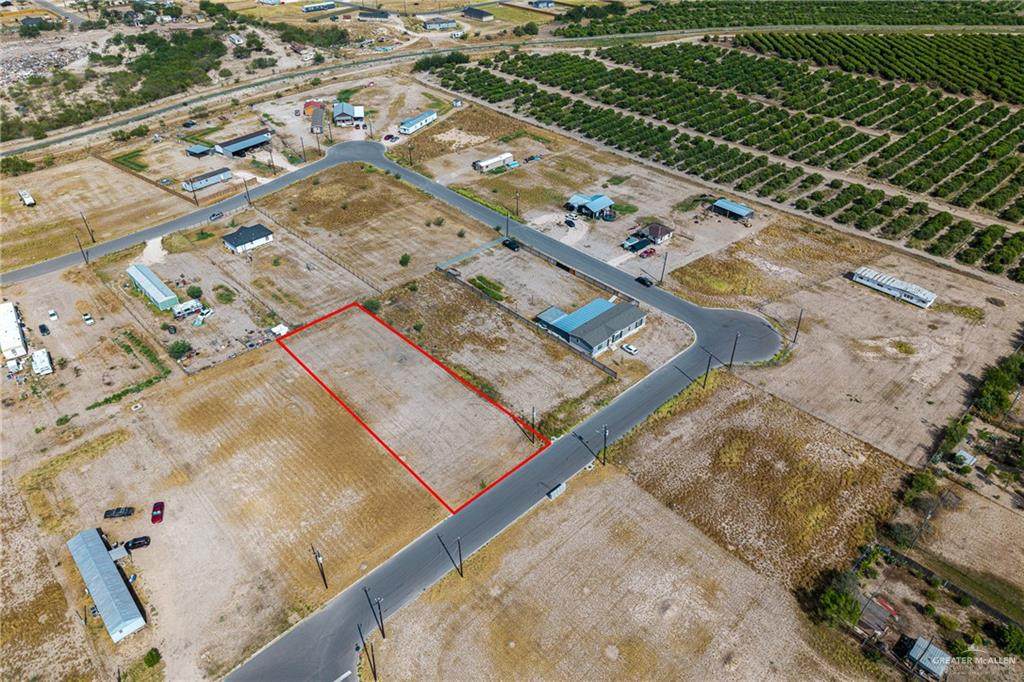 4909 La Dama - Photo 1