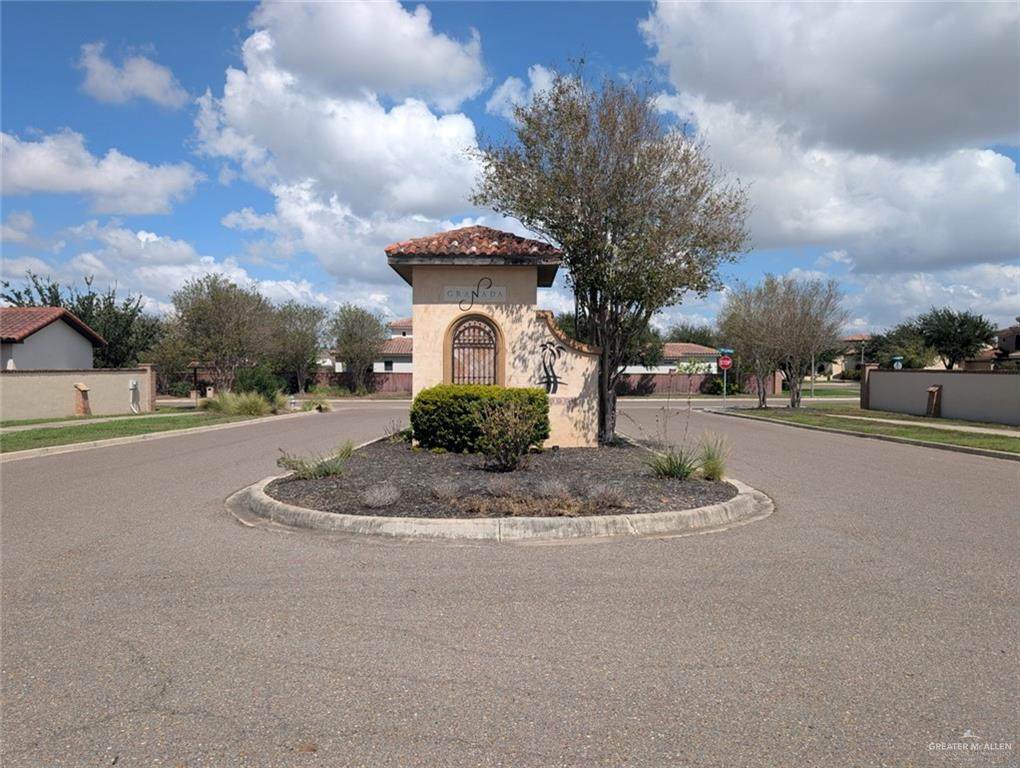 https://bt-photos.global.ssl.fastly.net/mcallen/orig_boomver_2_516172-2.jpg