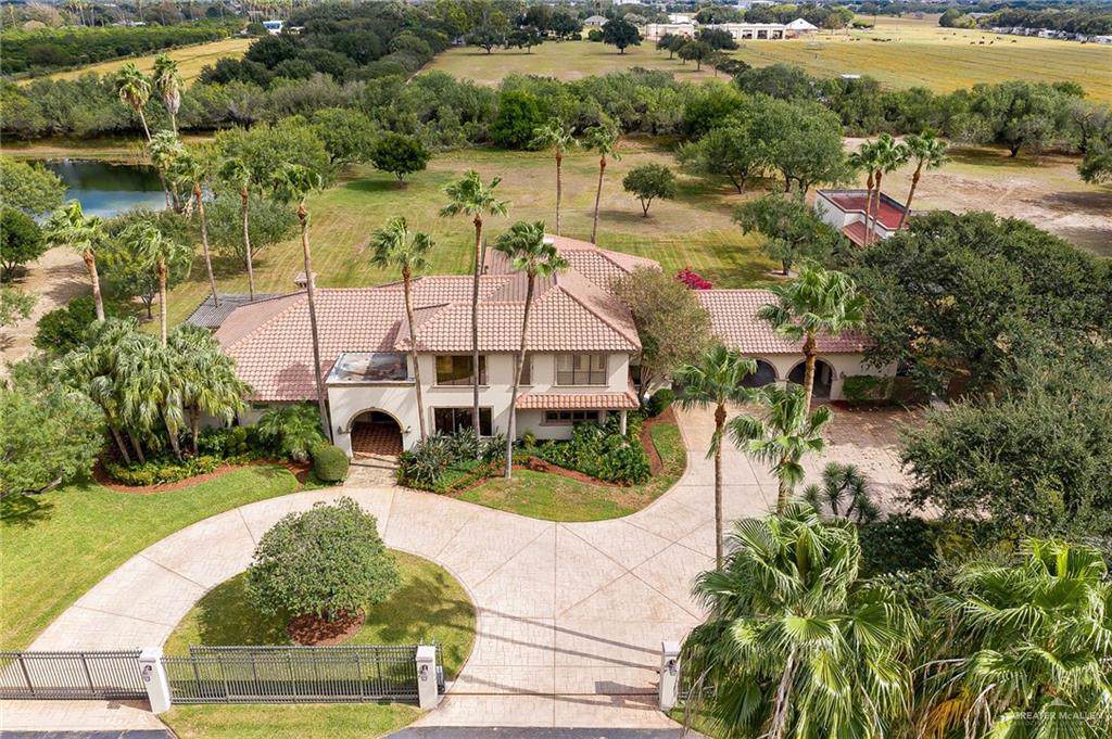 2412 Paseo Del Lago - Photo 1
