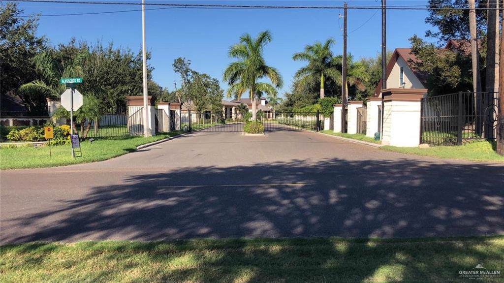 1805 Jim Schroeder Street - Photo 1