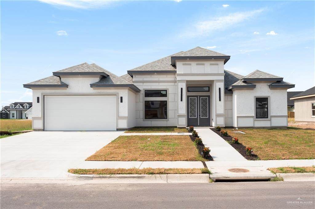 9817 Heights - Photo 1